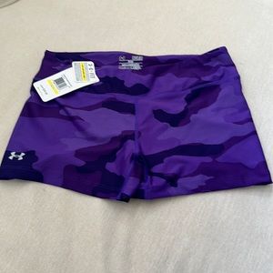 UA NWT compression shorts